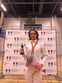 Наша студентка Анастасия Козлова заняла II место в Первом всероссийском чемпионате по художественному фехтованию и спешит поделиться своими впечатлениями